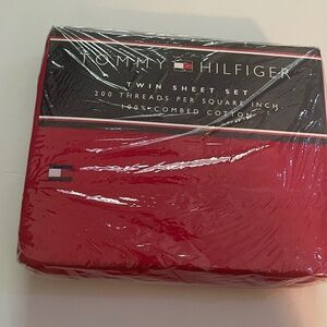 Tommy Hilfiger Red Cotton Twin Sheet Ser